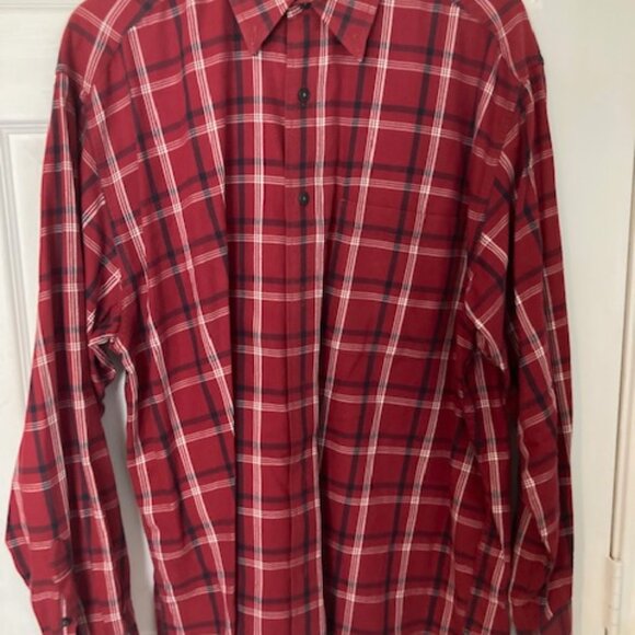Eddie Bauer Red Plaid Mens LS Button Down Size Medium M - Picture 1 of 3
